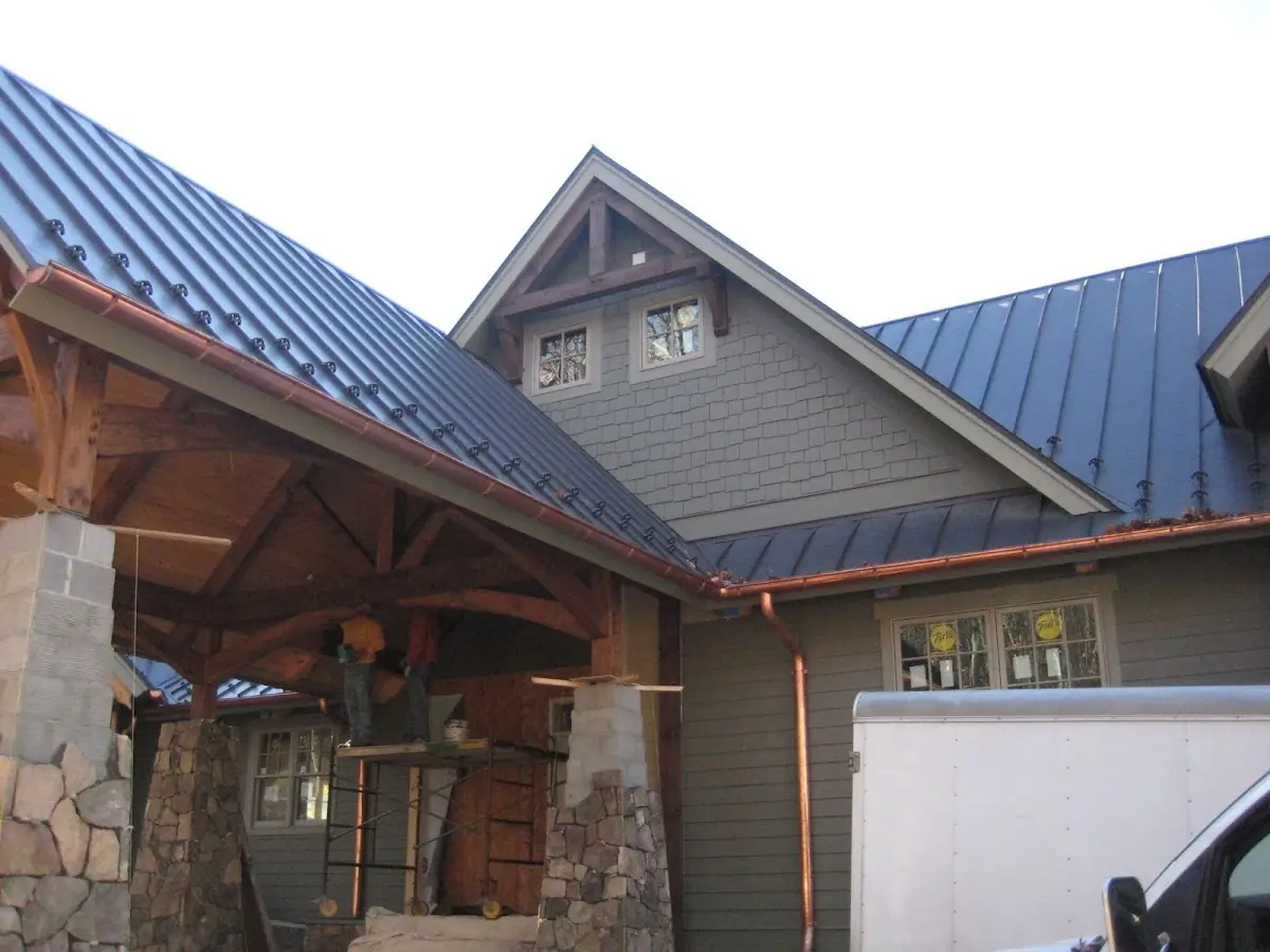Craftsman Roofing team delivering quality roofing work in Irwin